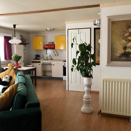 Retro Relax Resort Midden In Het Bos Op De Veluwe In พุทเทิน ภายนอก รูปภาพ