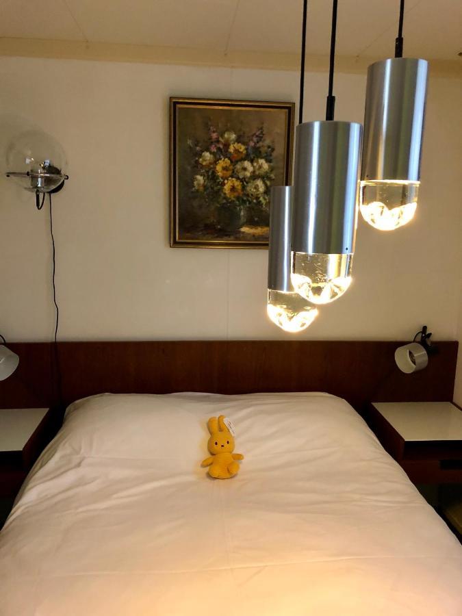 Retro Relax Resort Midden In Het Bos Op De Veluwe In พุทเทิน ภายนอก รูปภาพ