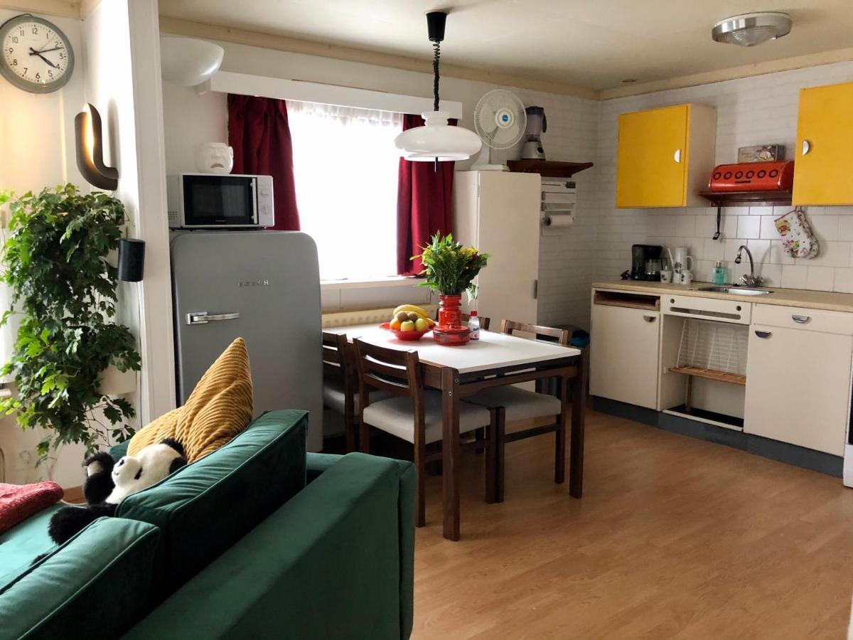 Retro Relax Resort Midden In Het Bos Op De Veluwe In พุทเทิน ภายนอก รูปภาพ